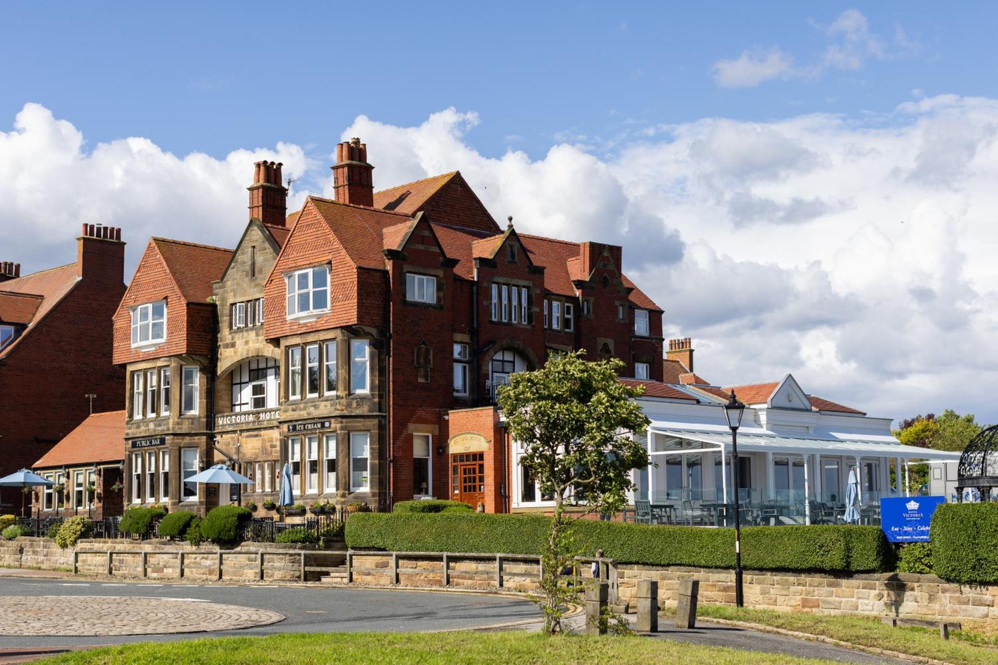 Hotel Victoria Robin Hood's Bay Kültér fotó
